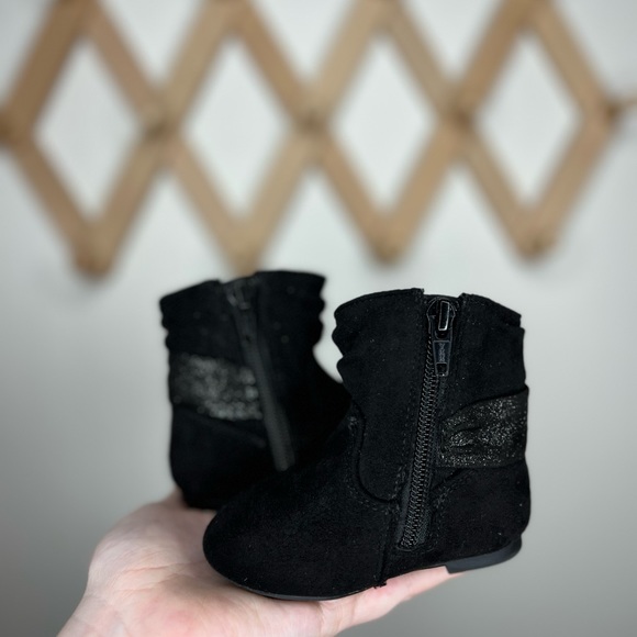 Wonder Nation suede Bootie - Picture 1 of 9